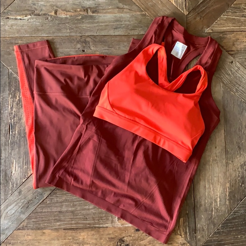 🎁 BUNDLE! Athleta Red Workout Set